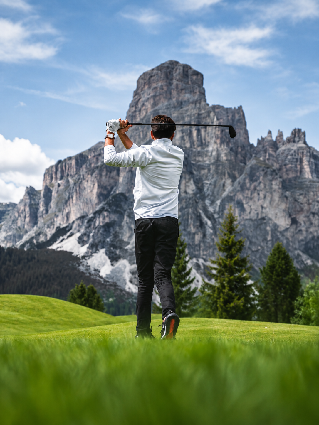 experiences.golf.title