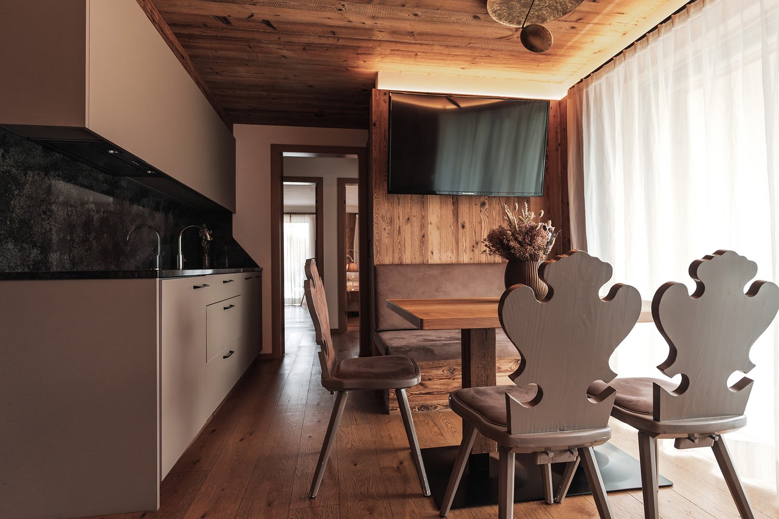 Alpine Lodge — view 1