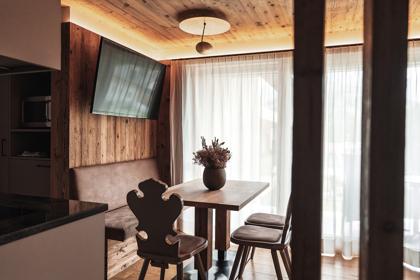 Alpine Lodge — view 9
